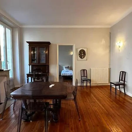 B011-appartement Familial - Proche De La *